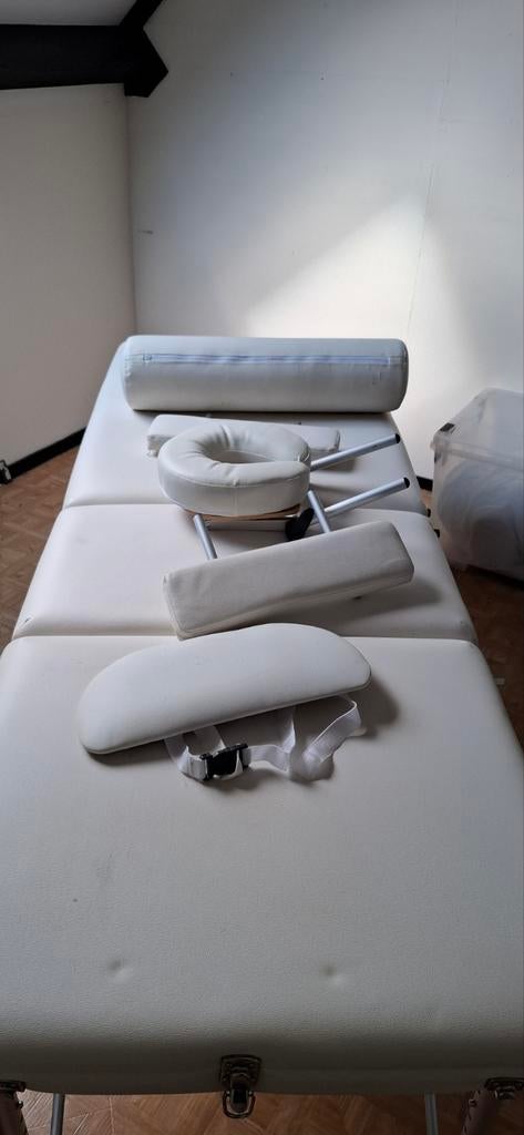 Opvouwbare massagetafel, Ophalen