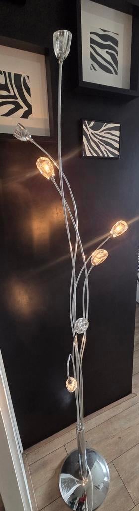 Moderne, zilverkleurige staande lamp, Huis en Inrichting, Lampen | Vloerlampen, Ophalen, Modern, 150 tot 200 cm