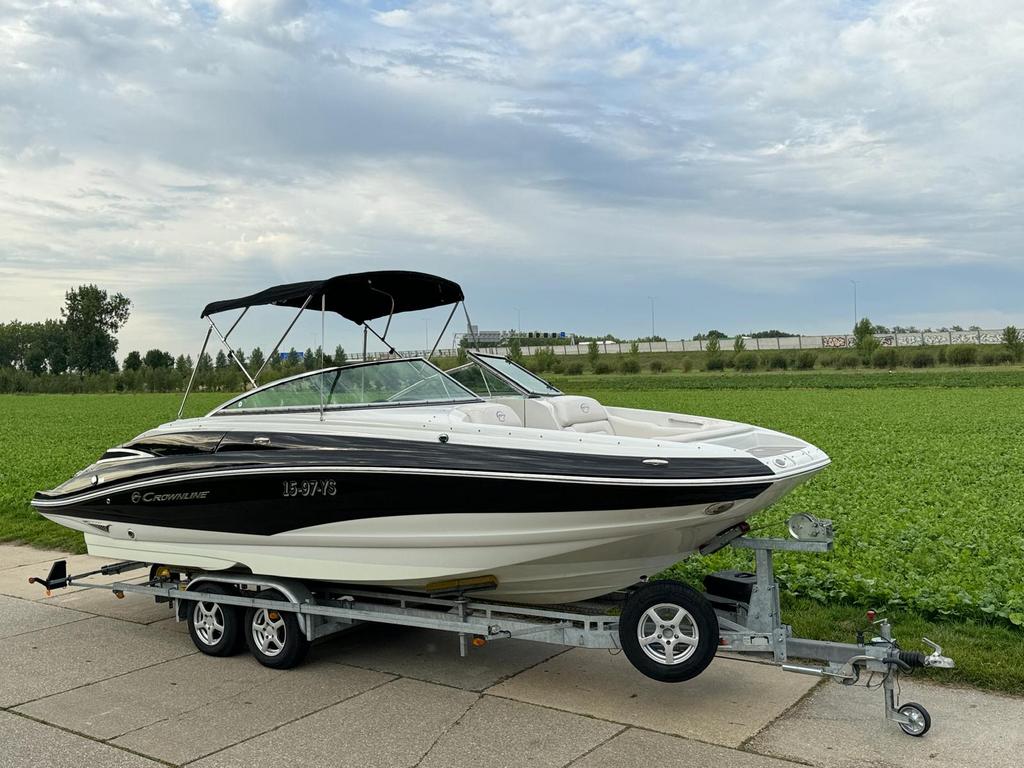 2012 Crownline E4 350Mag V8 Mercruiser Duoprop Pega trailer, Watersport en Boten, Speedboten, Ophalen, Binnenboordmotor, 6 meter of meer