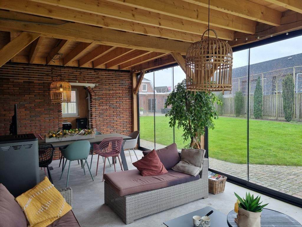 Rotan loungeset met kussens - (hoek)bank, stoel en tafel., 5 zitplaatsen, Gebruikt, Rotan, Ophalen of Verzenden