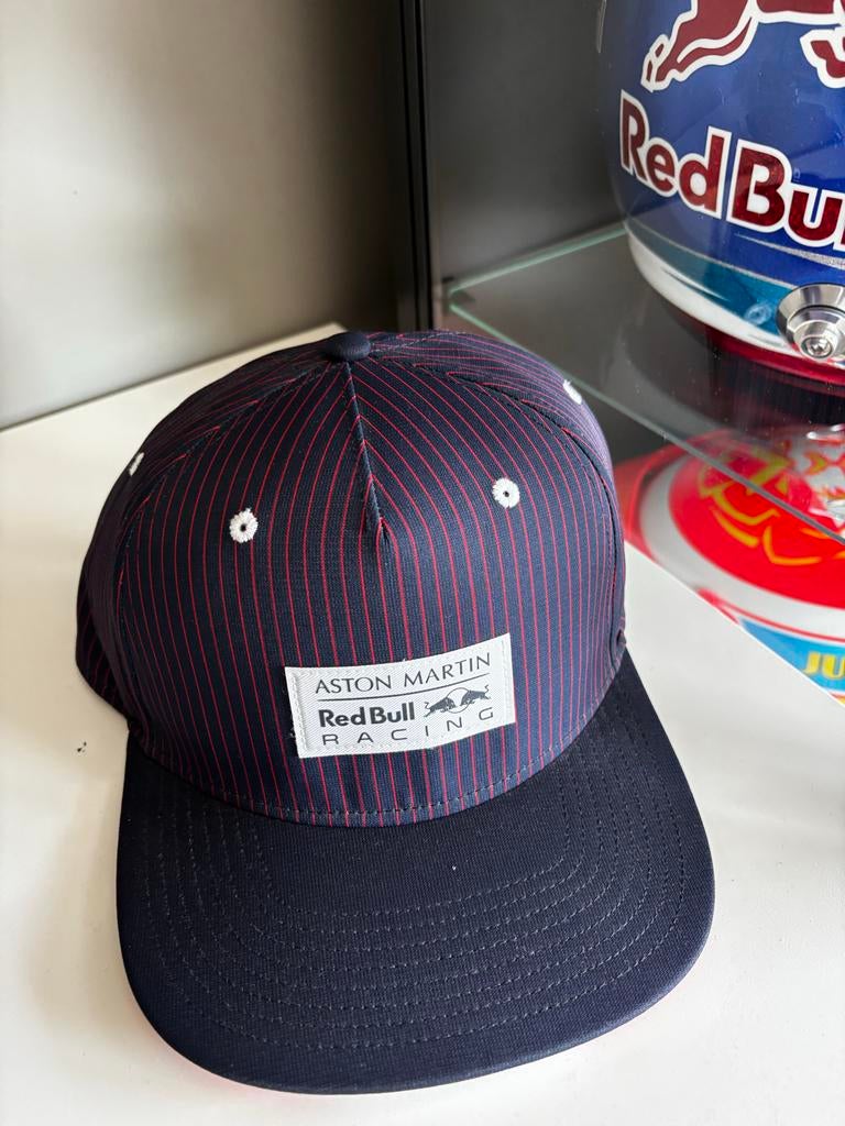 Max Verstappen cap Oostenrijk 2018 - Nieuw met kaartjes, Ophalen of Verzenden, Nieuw, One size fits all, Pet