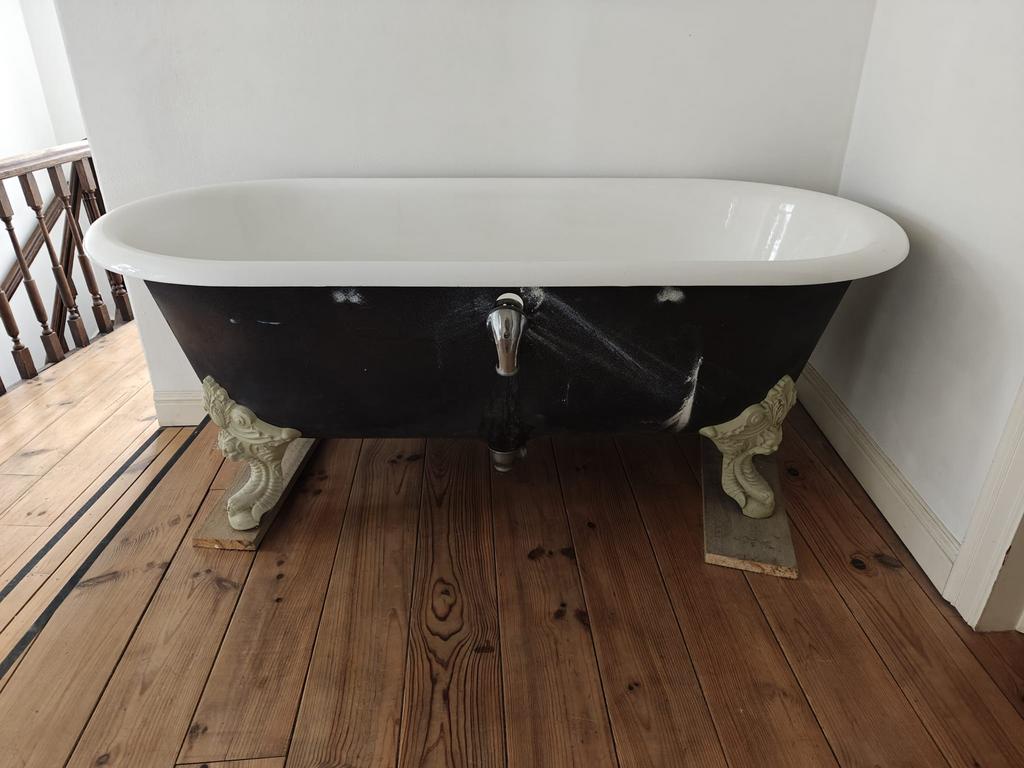 Mooi gietijzeren bad, Ophalen, Gebruikt