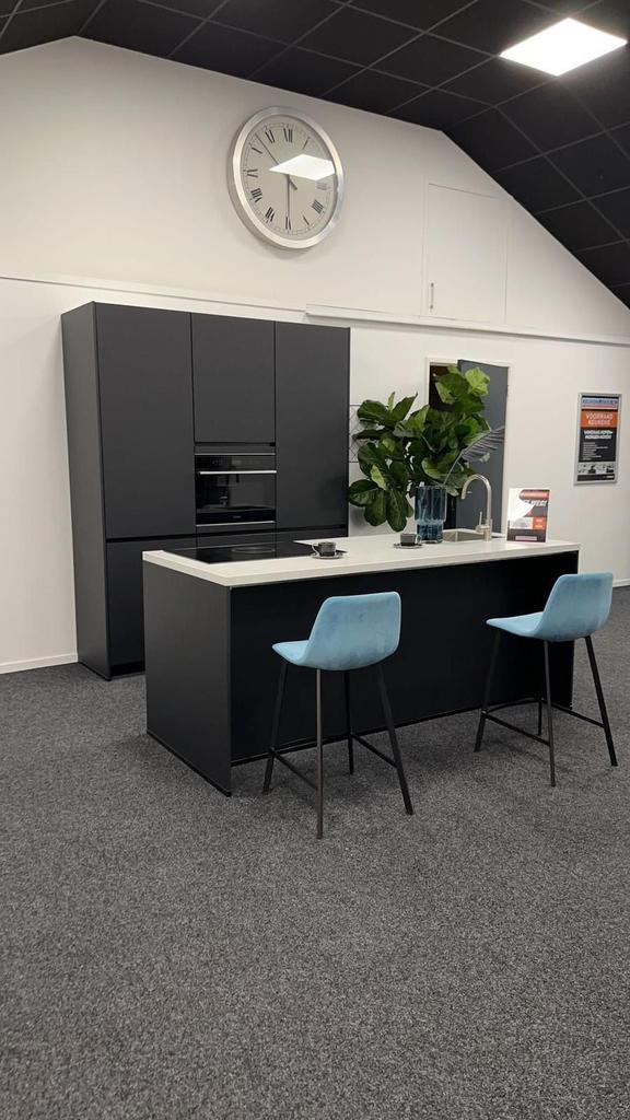 Nieuwe Zwarte Eilandkeuken – NOOIT gebruikt, Huis en Inrichting, Keuken | Complete keukens, Ophalen, Zwart, Overige typen, Nieuw