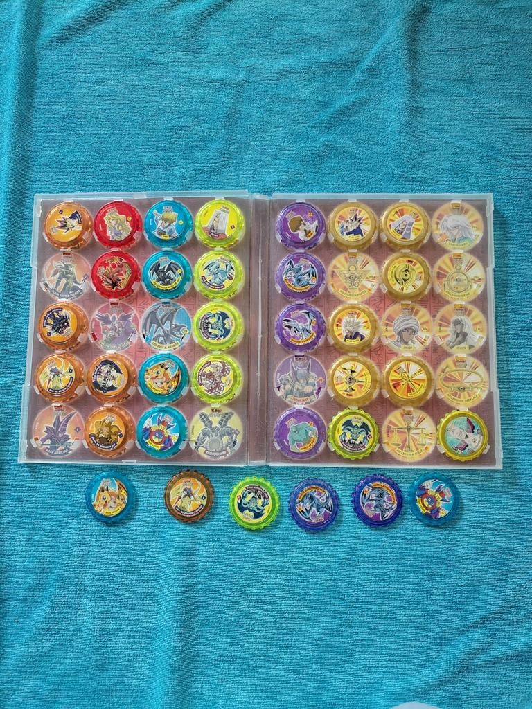 Yu-Gi-Oh! Chaps Album (half compleet) + extra chaps, Verzamelen, Flippo's, Ophalen of Verzenden, Overige typen