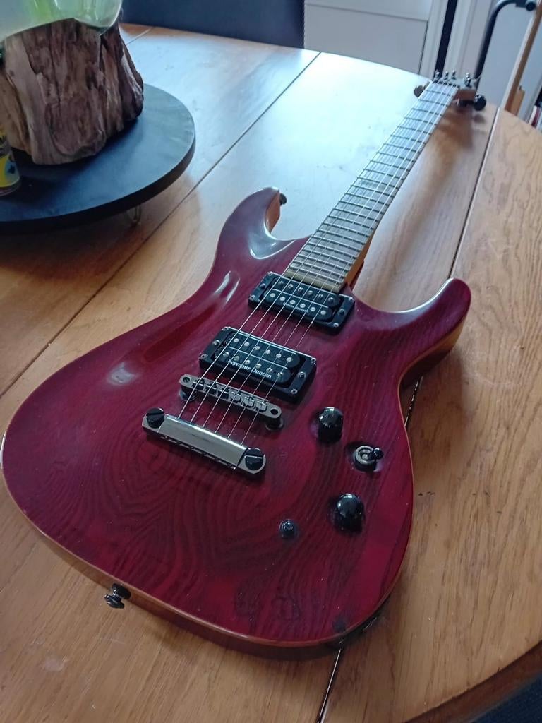 LTD ESP Gitaar met Seymour Duncan SH5 en Grover Tuners, Muziek en Instrumenten, Snaarinstrumenten | Gitaren | Elektrisch, Ophalen