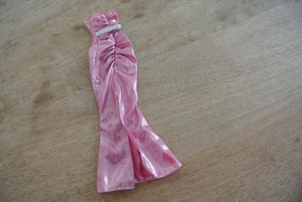 Barbie Kleertjes/ nr 151, Ophalen of Verzenden, Zo goed als nieuw, Kleertjes