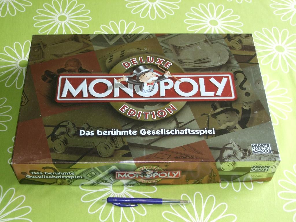 Duitse versie van Monopoly - de luxe edition, Vijf spelers of meer, Ophalen of Verzenden, Zo goed als nieuw