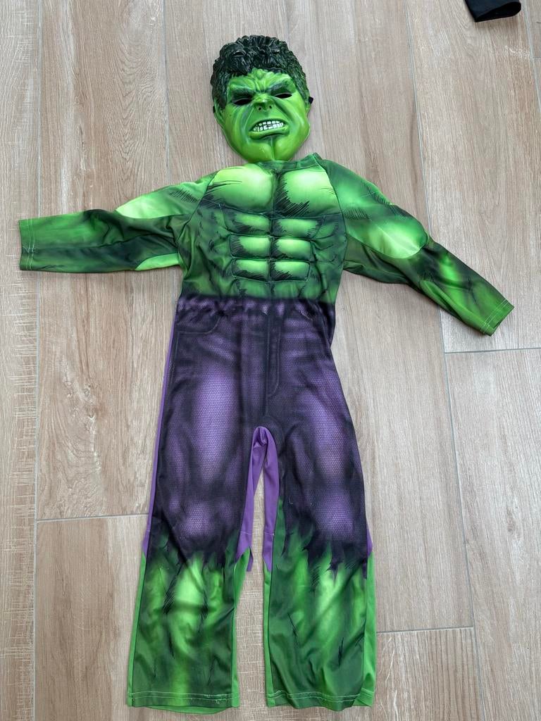 Hulk verkleedpak met masker en batman 110/116, Ophalen of Verzenden, Gebruikt, 110 t/m 116, Jongen