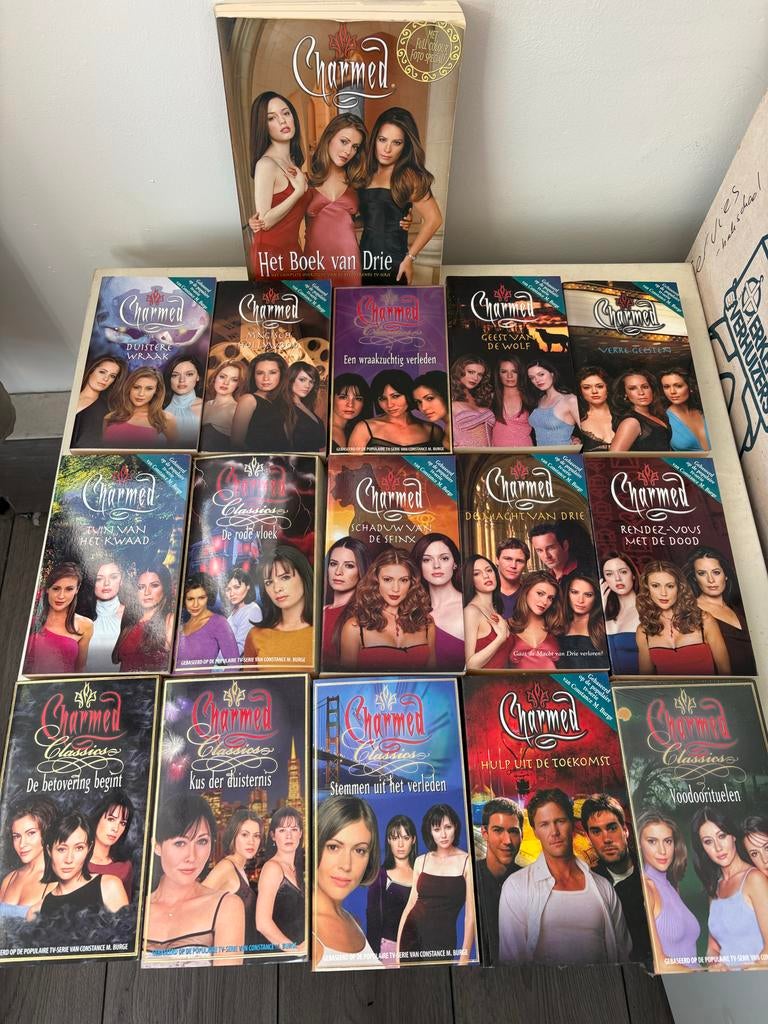 Charmed boeken - Complete set van 16 stuks, Boeken, Ophalen, Nieuw, Nederland