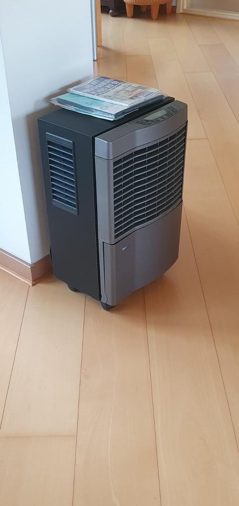 Ebac luchtontvochtiger, Witgoed en Apparatuur, Airco's, 100 m³ of groter, Ophalen