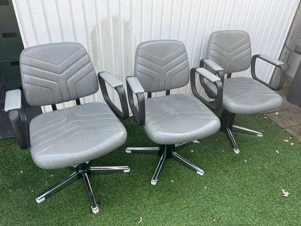 kappers stoel, Huis en Inrichting, Stoelen, Gebruikt, Eén, Metaal, Overige kleuren, Ophalen