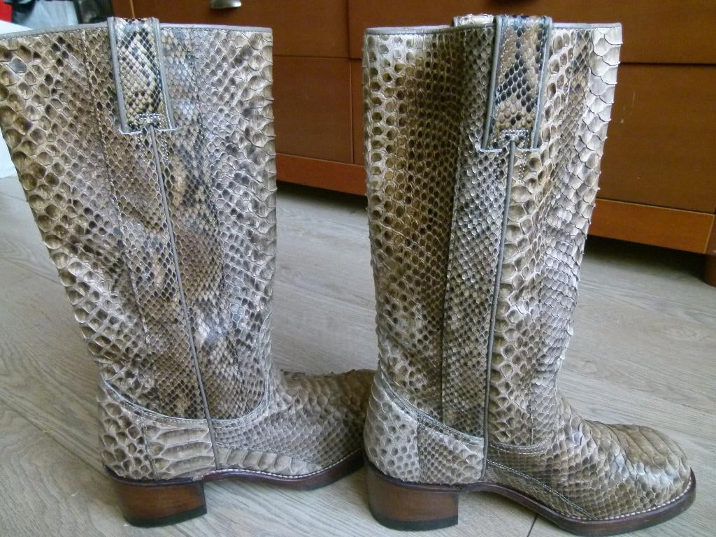 Stijlvolle SANCHO full python laarzen, Kleding | Dames, Schoenen, Zo goed als nieuw, Hoge laarzen, Zwart, Ophalen of Verzenden