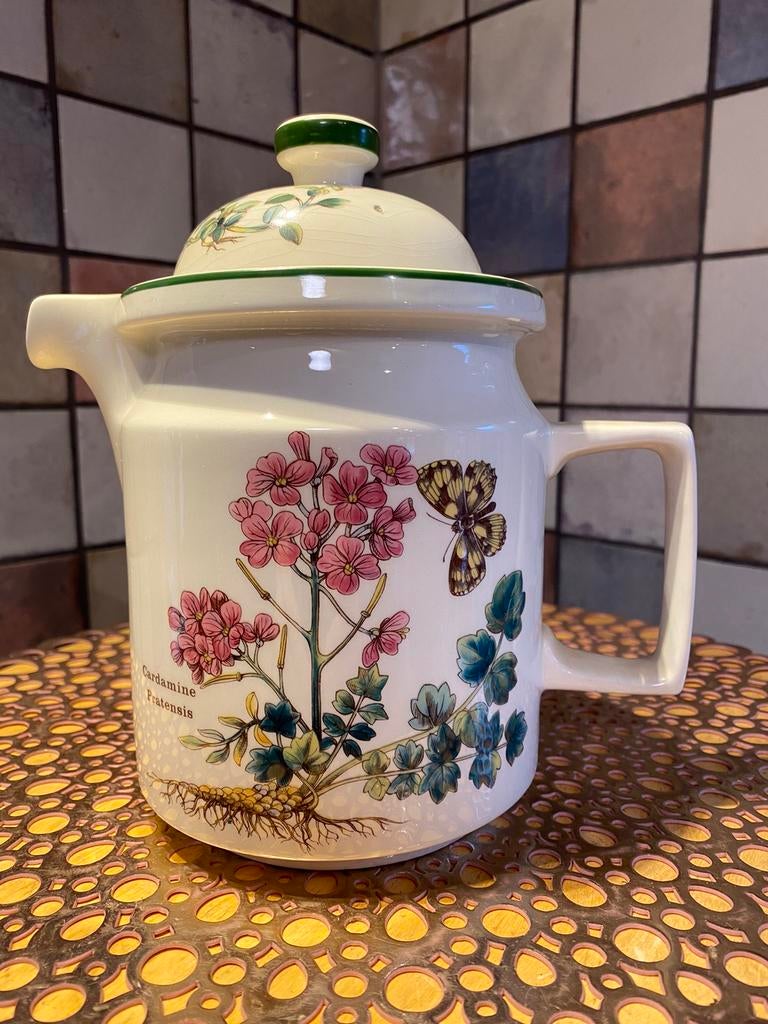 Enoch Wedgwood,”Flora Bunda”koffie/theepot,Doverstone,vintag, Ophalen of Verzenden