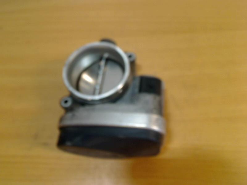 Gasklephuis BMW 3 serie (E46/4) (2002-02/2005-02), Gebruikt, Petuelring 130, München 80809, , Duitsland, BMW, Bayerische Motoren Werke AG