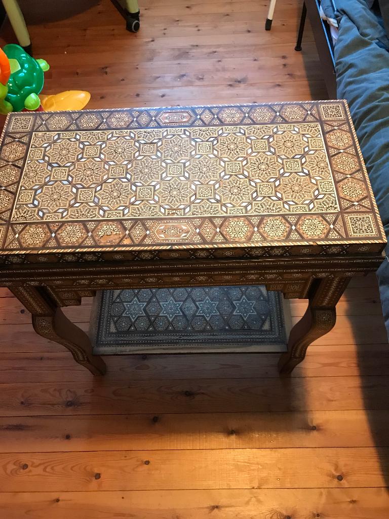 Antieke marqueterie speeltafel, Ophalen