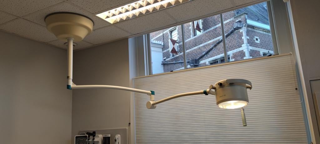 Dr Mach plafondlamp 130 - Ideaal voor praktijkruimte, Ophalen, Gebruikt, Metaal, Medisch, Functioneel