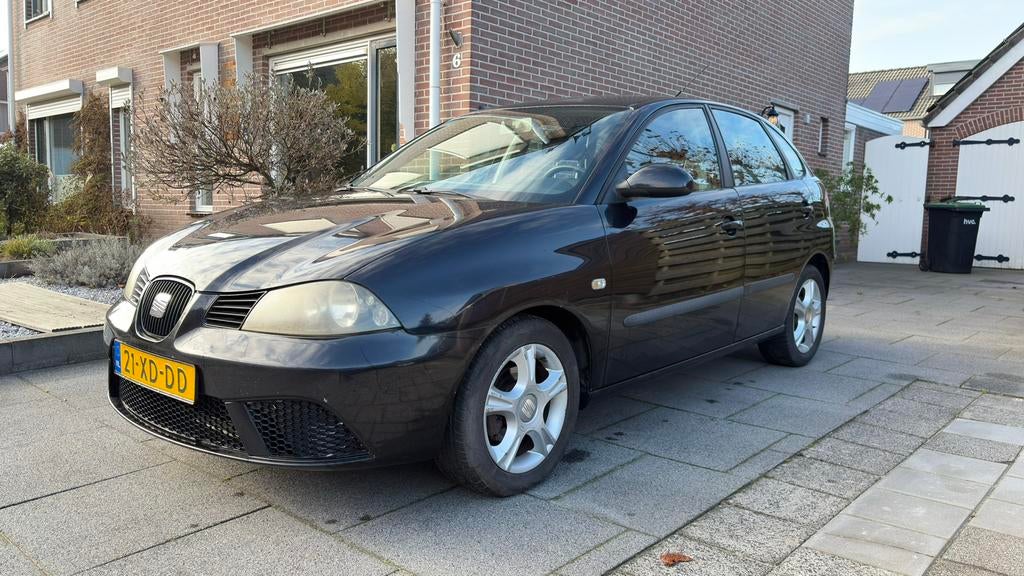 Seat Ibiza 1.4 TDI 51KW 2007 Zwart, Auto's, Stof, Zwart, Origineel Nederlands, 111 €/maand