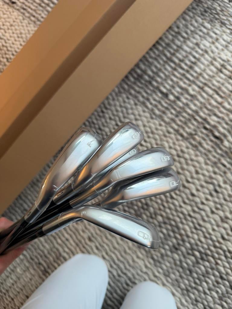 Mizuno JPX 923 set P-5 / Nieuw / R flex / Proefslaan ok!, Sport en Fitness, Golf, Set, Mizuno, -, -