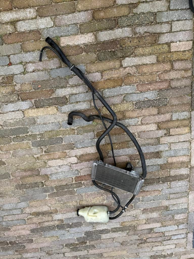 Gilera runner 125/180cc koelsysteem compleet, Fietsen en Brommers, Brommeronderdelen | Scooters, Ophalen of Verzenden, Zo goed als nieuw