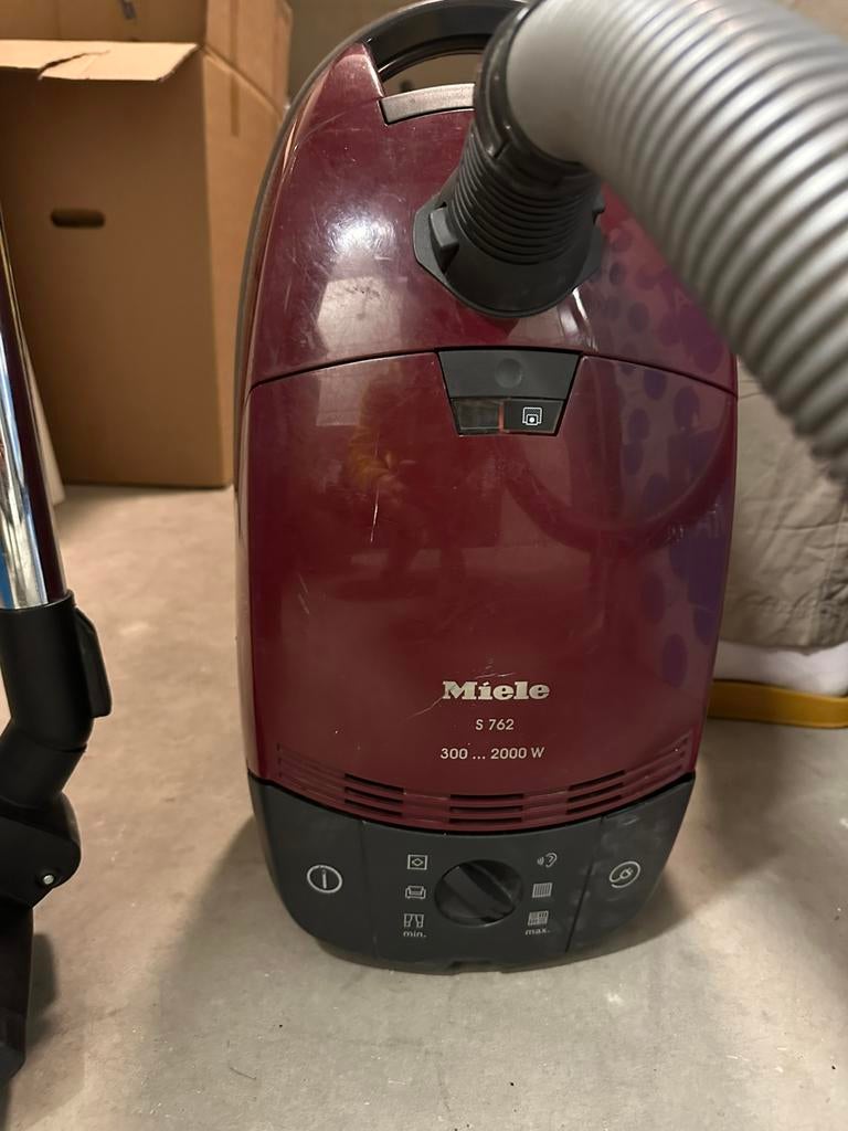 Miele Stofzuiger/ Vacuum Cleaner S762, Ophalen, Gebruikt