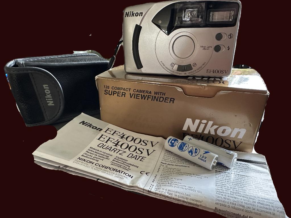 Nikon EF400SV, een compacte 35mm point-and-shoot fotocamera, Ophalen, Zo goed als nieuw, Compact, Nikon