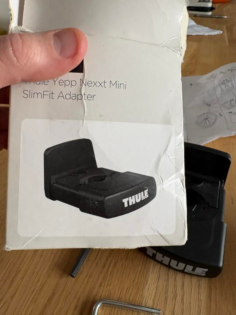 Thule Yepp Nexxt Mini SlimFit Adapter, Fietsen en Brommers, Fietsaccessoires | Fietsstoeltjes, Ophalen of Verzenden, Gebruikt