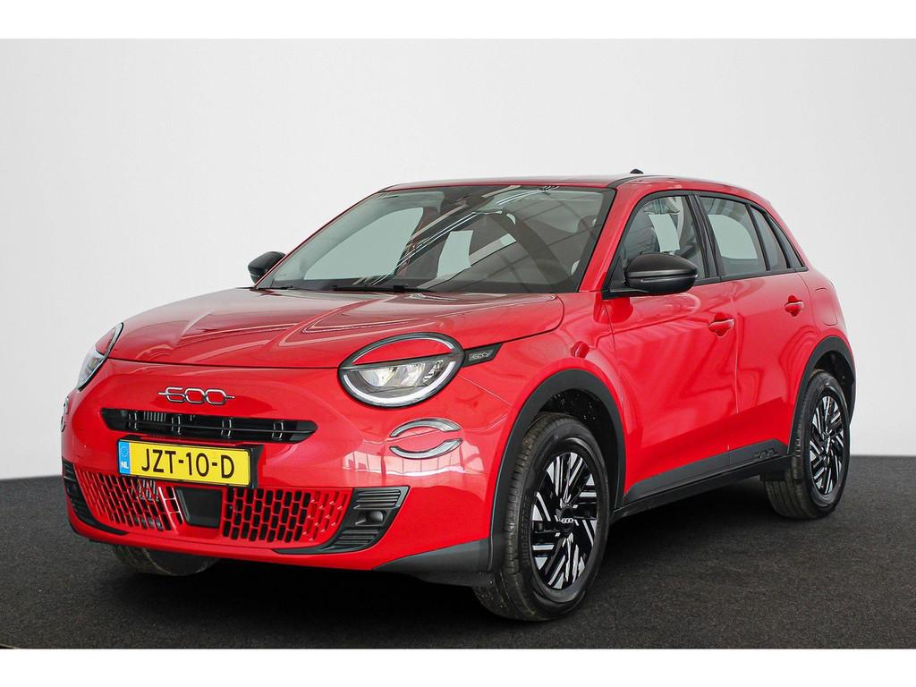 Fiat 600 1.2 Hybrid Urban / Stoelverwarming / Nieuw! / Megav, Auto's, Fiat, Gebruikt, Overige modellen, 1199 cc, Bedrijf