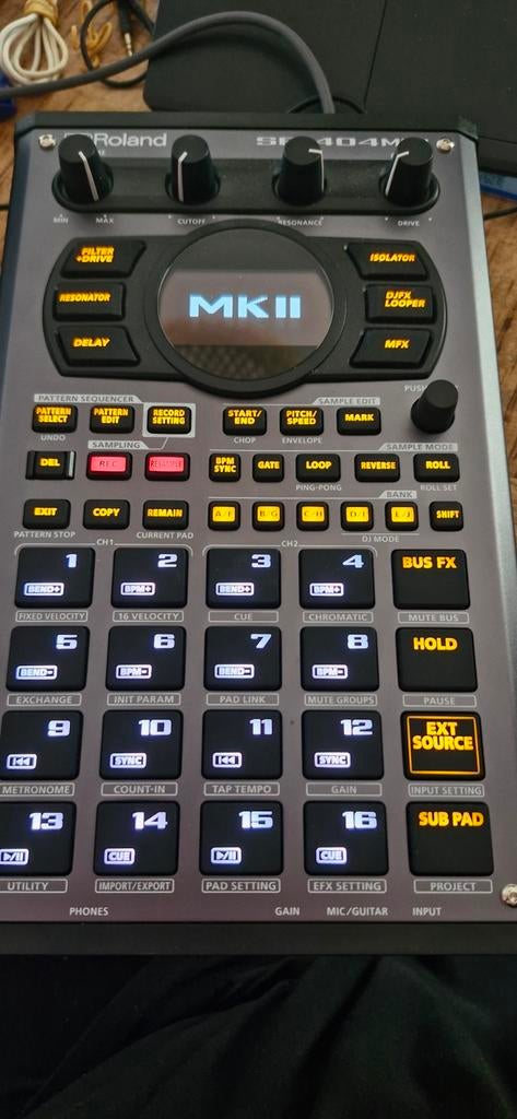 Roland sp-404MK2 sampler, Muziek en Instrumenten, Samplers, Ophalen of Verzenden, Zo goed als nieuw