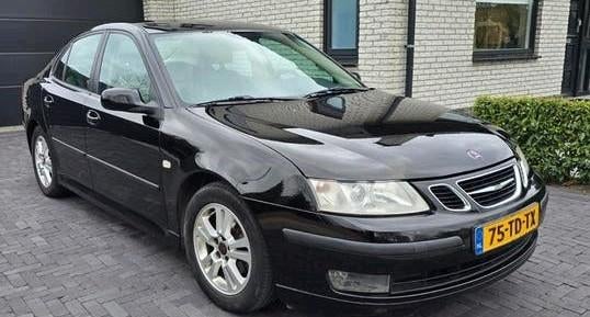 Saab 9-3 1.8 I Sport Sedan 2006 Zwart Youngtimer, trekhaak, Parkeersensor, 4 cilinders, Origineel Nederlands, Handgeschakeld