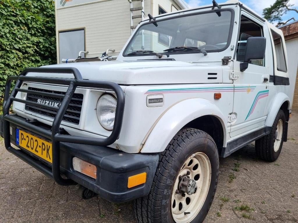 Suzuki Samurai 1991 Wit (Cabrio + Hardtop) - APK Apr-28, 465 kg, 4 stoelen, Wit, Samurai