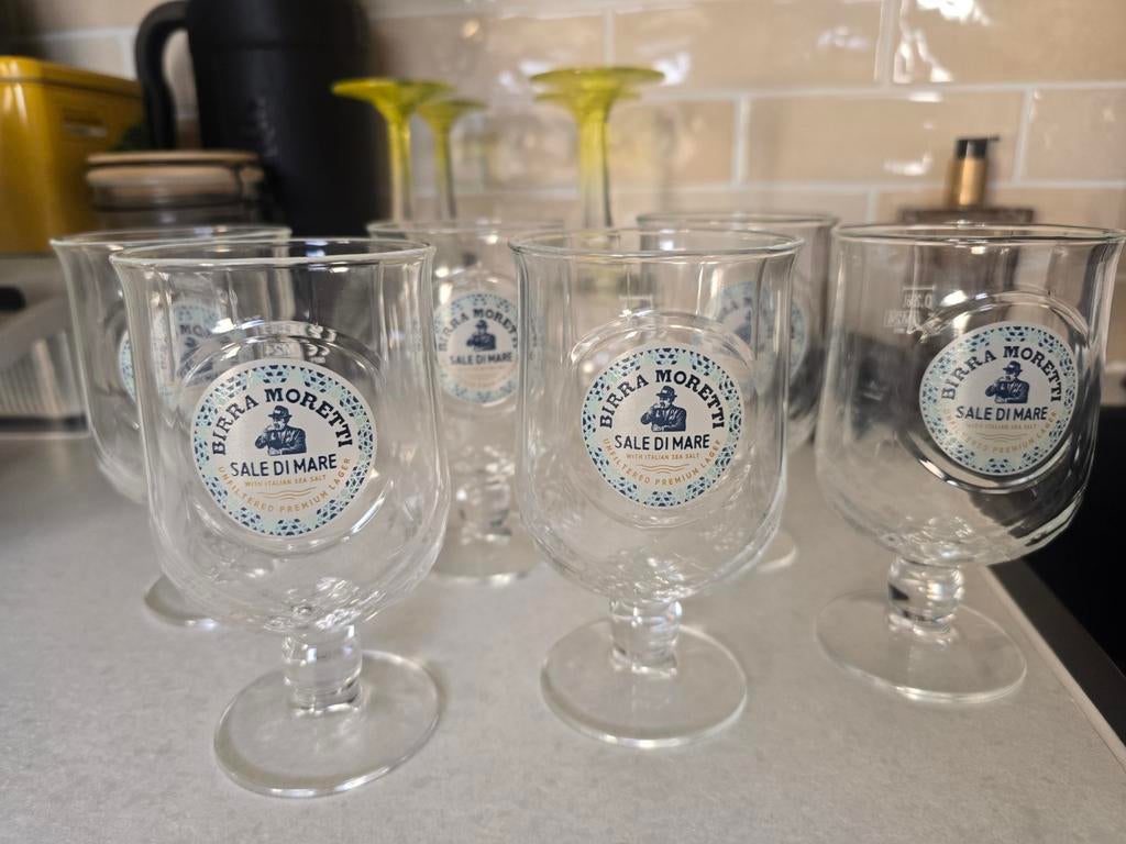 6 birra moretti glazen, Ophalen of Verzenden, Nieuw, Glas of Glazen, Overige merken