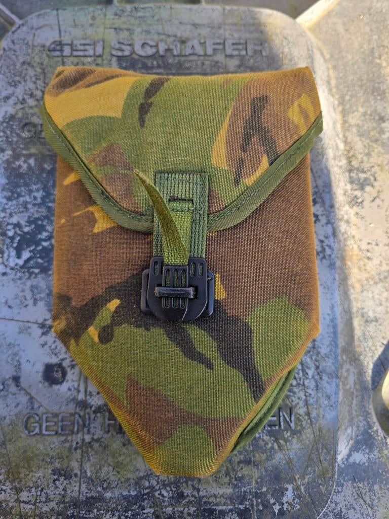 Leger schep met camouflage tasje - Zeer goede staat, Ophalen, Landmacht, Nederland, Overige typen