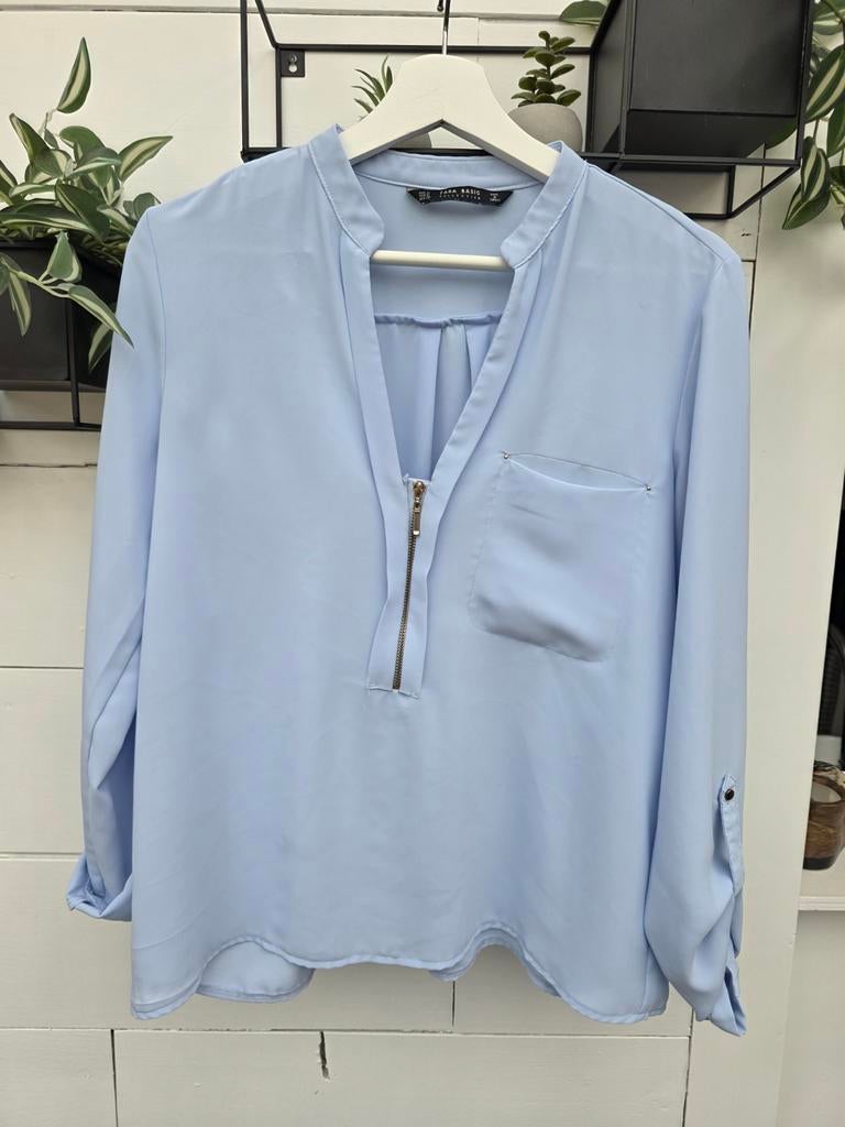 Zara lichtblauwe blouse maat M, Maat 38/40 (M), Blauw, Ophalen of Verzenden, Zo goed als nieuw
