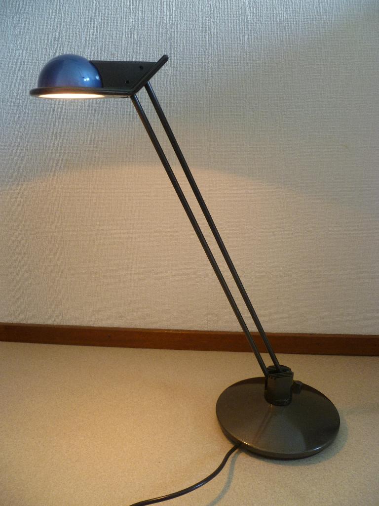 Metalarte Anade tafel/bureaulamp Josep Lluscá in 1984., Gebruikt, Jaren 80, Ophalen of Verzenden, Minder dan 50 cm