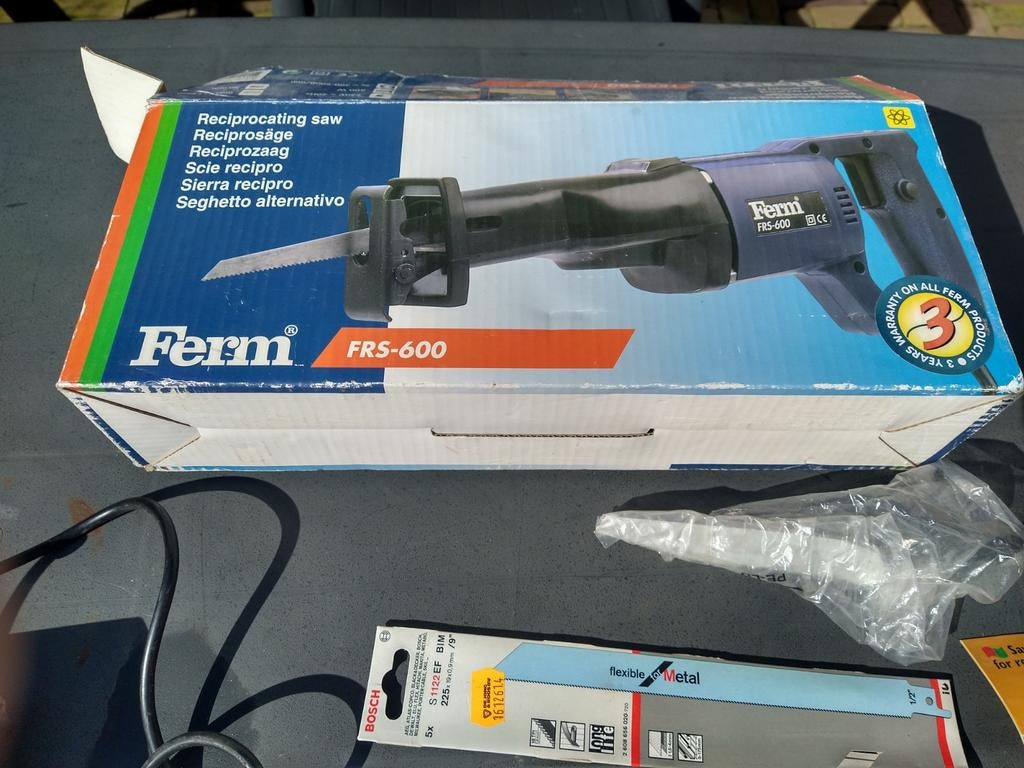 Reciprozaag, Doe-het-zelf en Verbouw, Gereedschap | Zaagmachines, Ophalen, 600 tot 1200 watt, Reciprozaag, 70 mm of meer