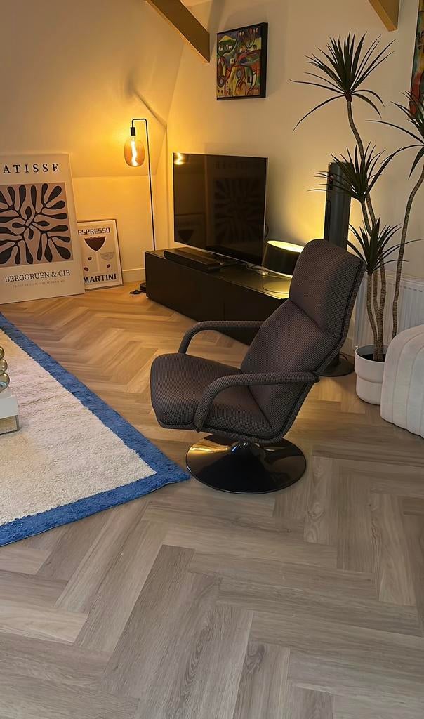 Artifort F156 Fauteuil, Huis en Inrichting, Fauteuils, Ophalen, Design, 75 tot 100 cm, Zo goed als nieuw