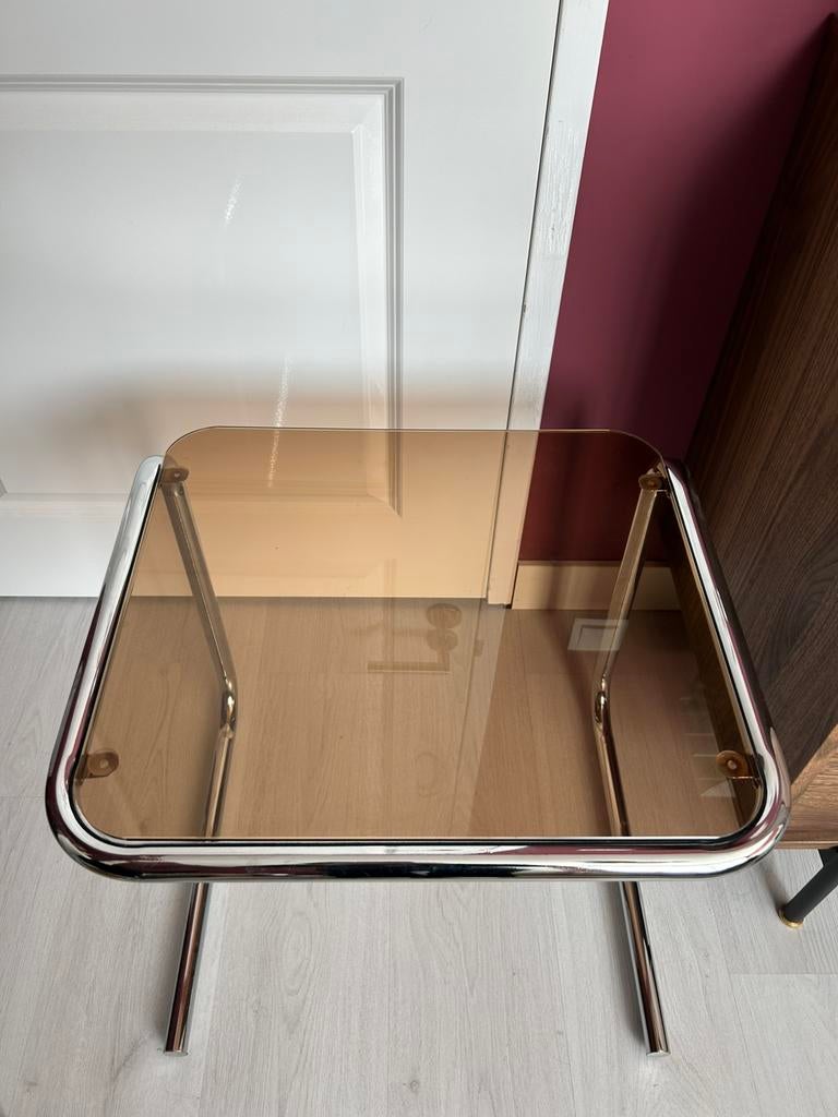 retro bijzet tafel zilver frame en bruin glazen blad, Ophalen, Zo goed als nieuw