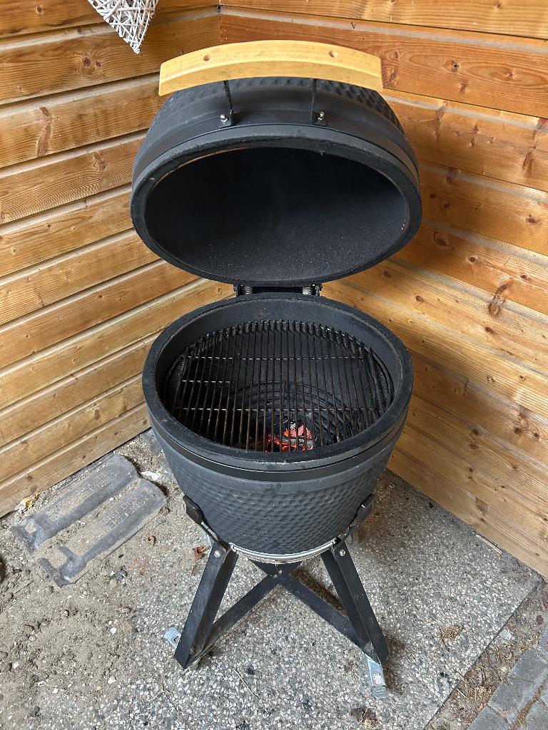 Bbq Kamado, Tuin en Terras, Houtskoolbarbecues, Ophalen, Gebruikt, Kamado