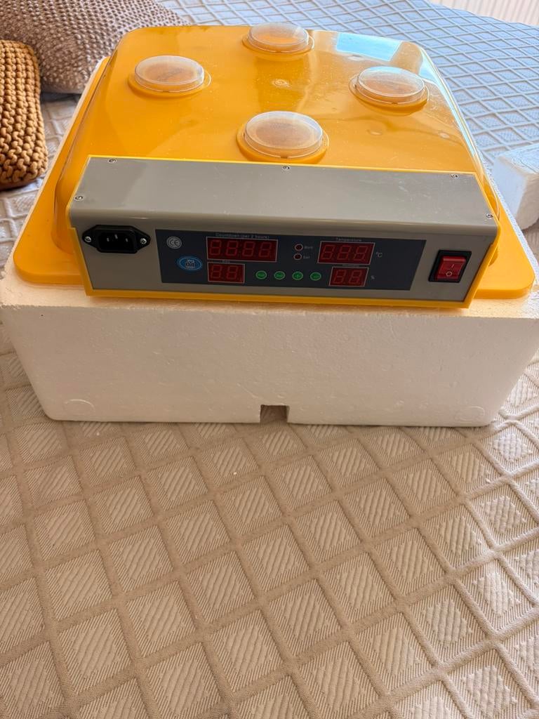Wiltec broedmachine 56 eieren, Ophalen of Verzenden, Zo goed als nieuw, Broedmachine