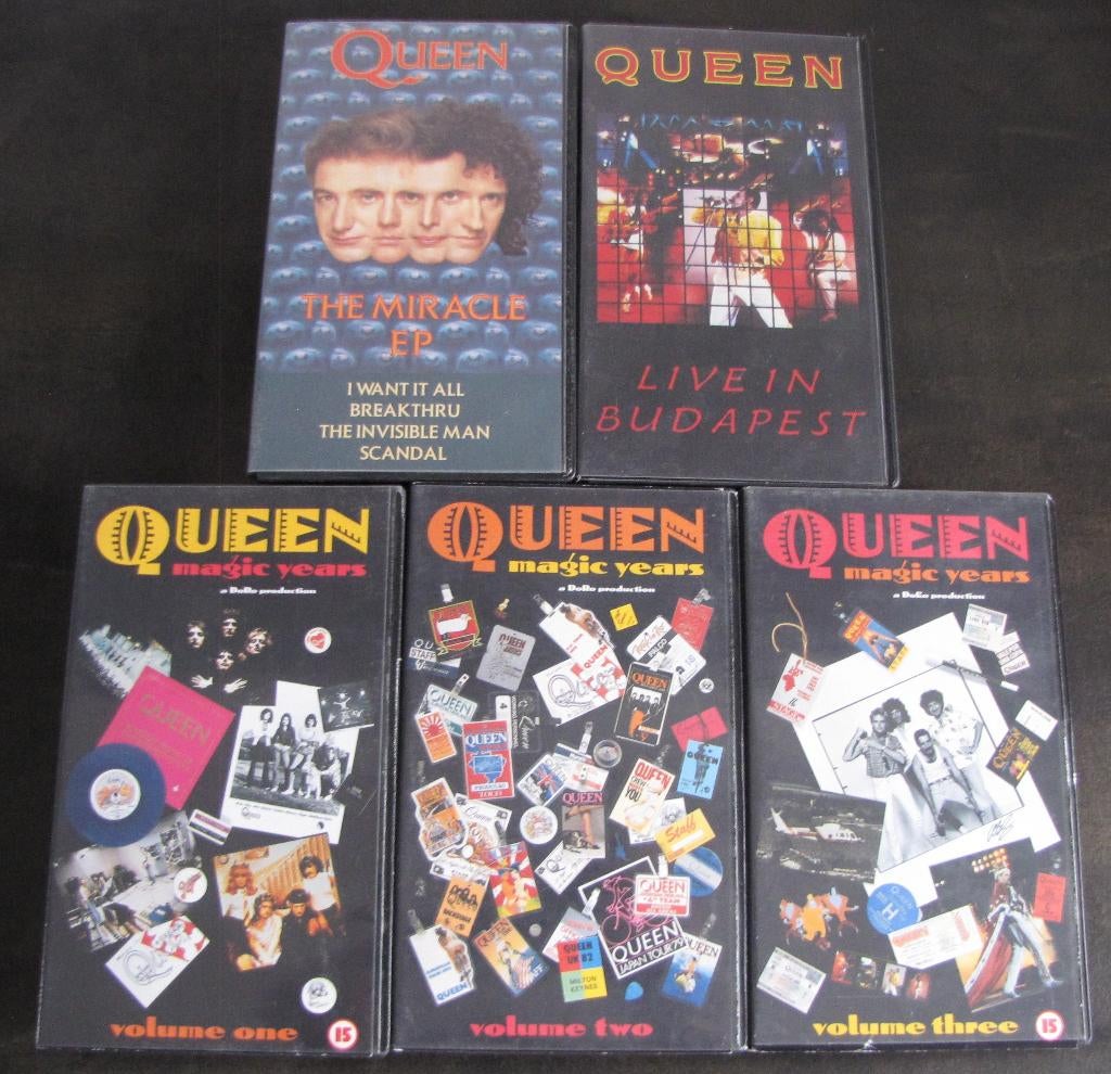 Videobanden Queen 5 stuks oa 3x Magic Years , The Miracle, Vanaf 16 jaar, Ophalen, Gebruikt, Muziek en Concerten