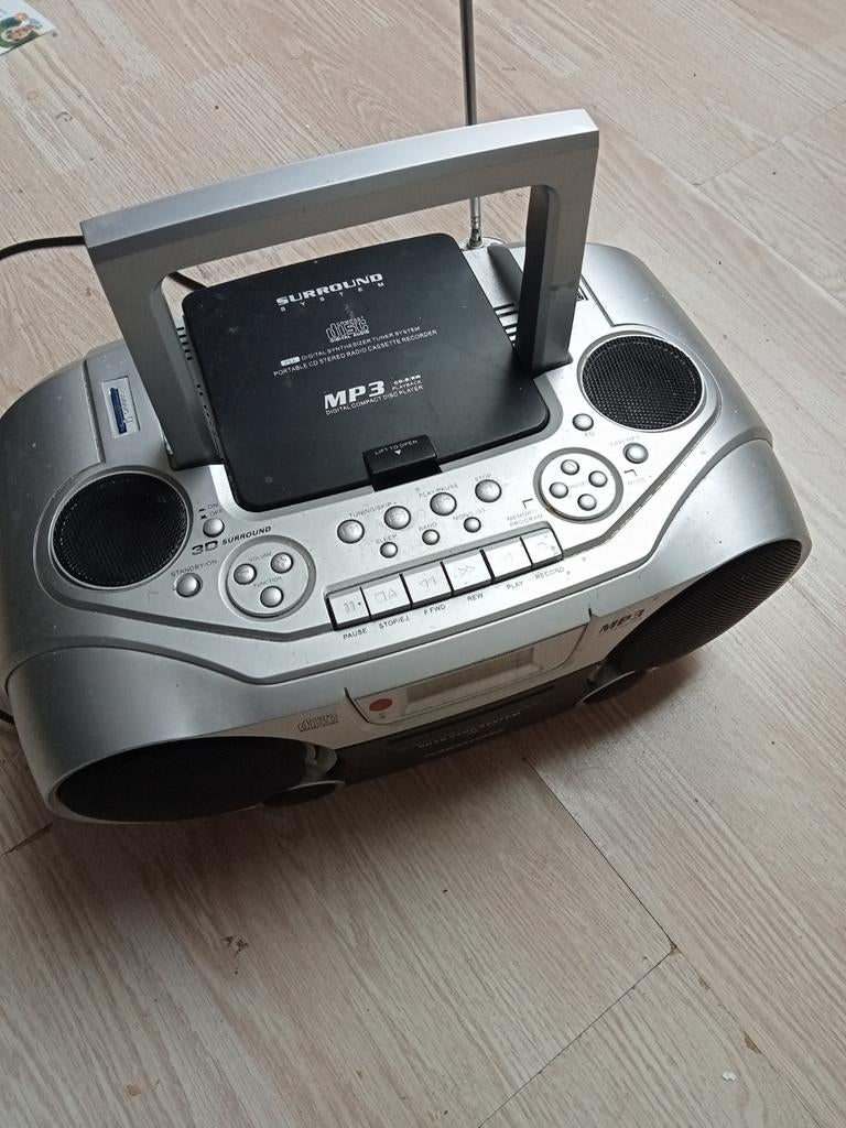 MEDION cd radio cassette portable, Verzenden, Zo goed als nieuw
