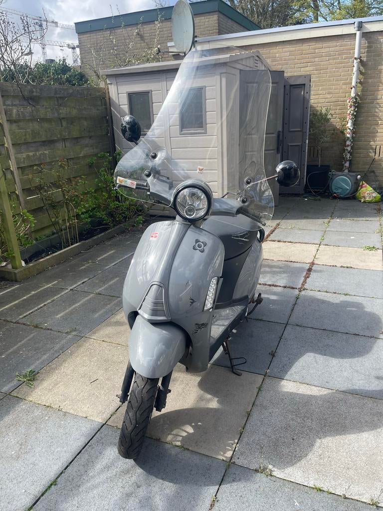 AGM Swan scooter - 2019, Ophalen, Gebruikt, Benzine