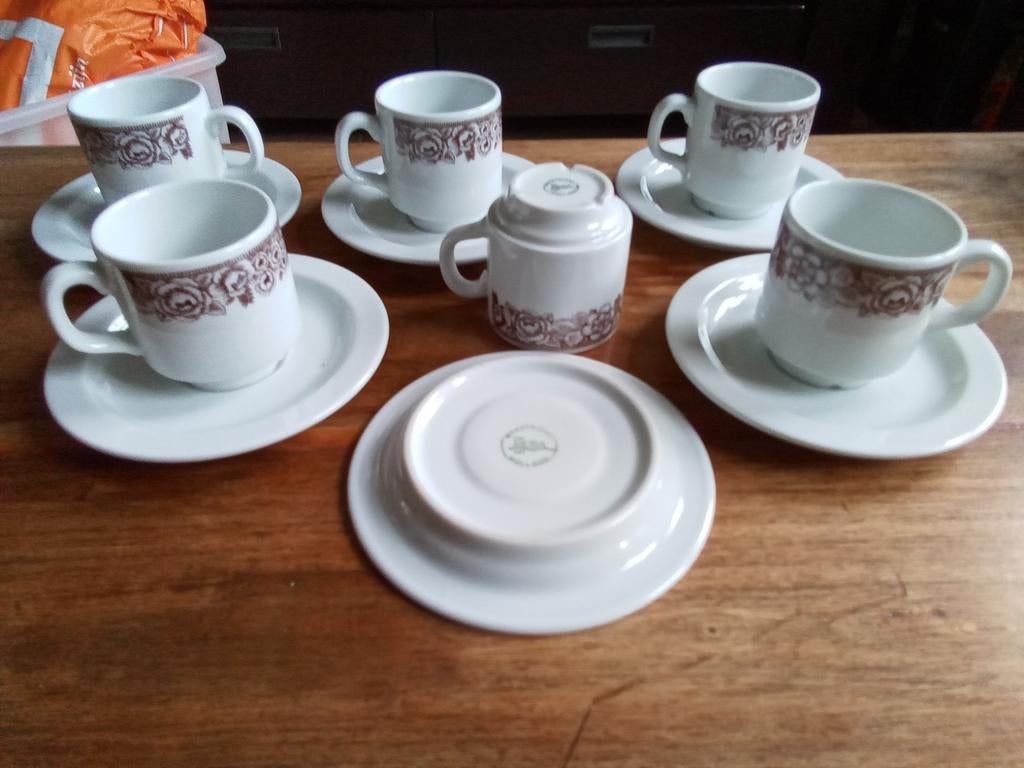 MOSA Maastricht kop en schotel Retro vintage 8 stuks retro v, Antiek en Kunst, Antiek | Servies los, Ophalen of Verzenden