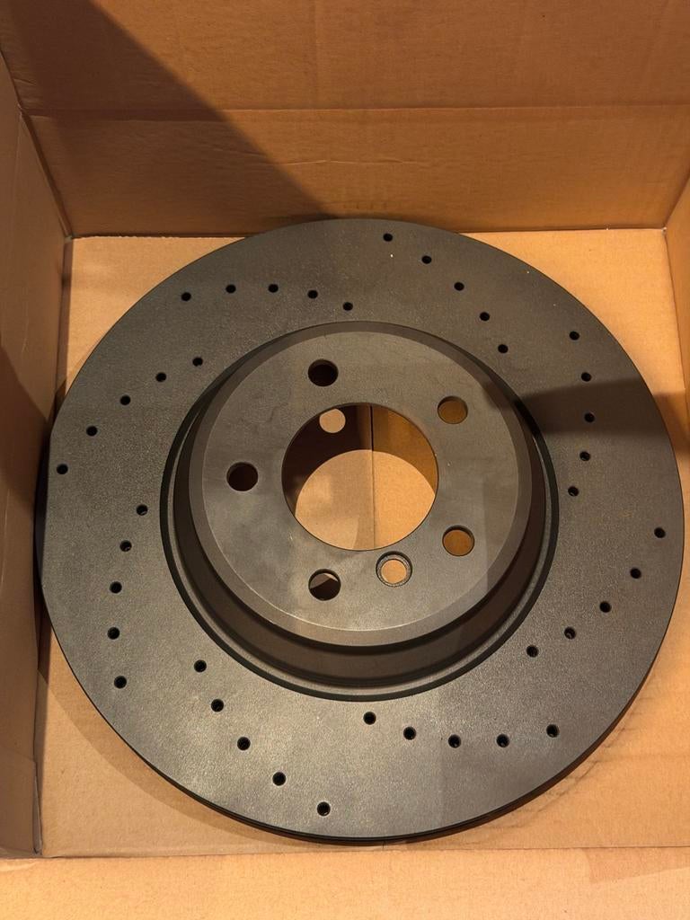 Brakemax Remschijven+Brembo Blokken voor BMW 3 Serie E90/E91, Ophalen, Nieuw, BMW