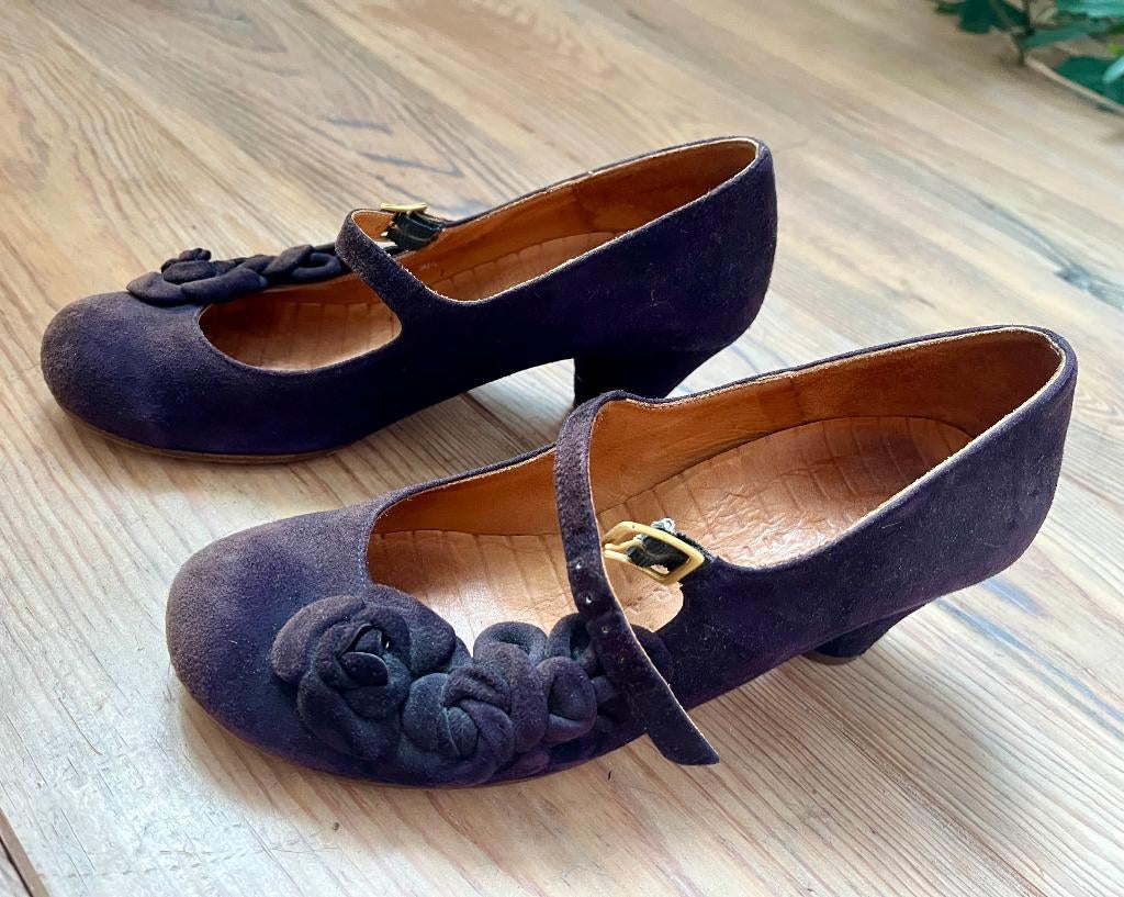 Chie Mihara, Kleding | Dames, Schoenen, Ophalen of Verzenden, Gedragen, Overige kleuren, Schoenen met lage hakken