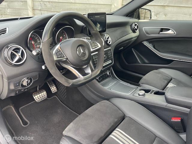 Mercedes A-klasse 180 Business Solution AMG Navi-LED-Camera, Gebruikt, 4 cilinders, Lichtsensor, Leder en Stof