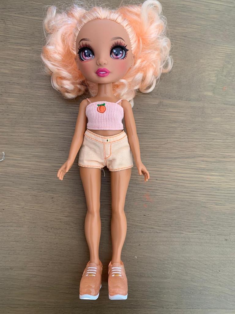 5 Rainbow High poppen en zwembad, Ophalen of Verzenden, Zo goed als nieuw, Fashion Doll