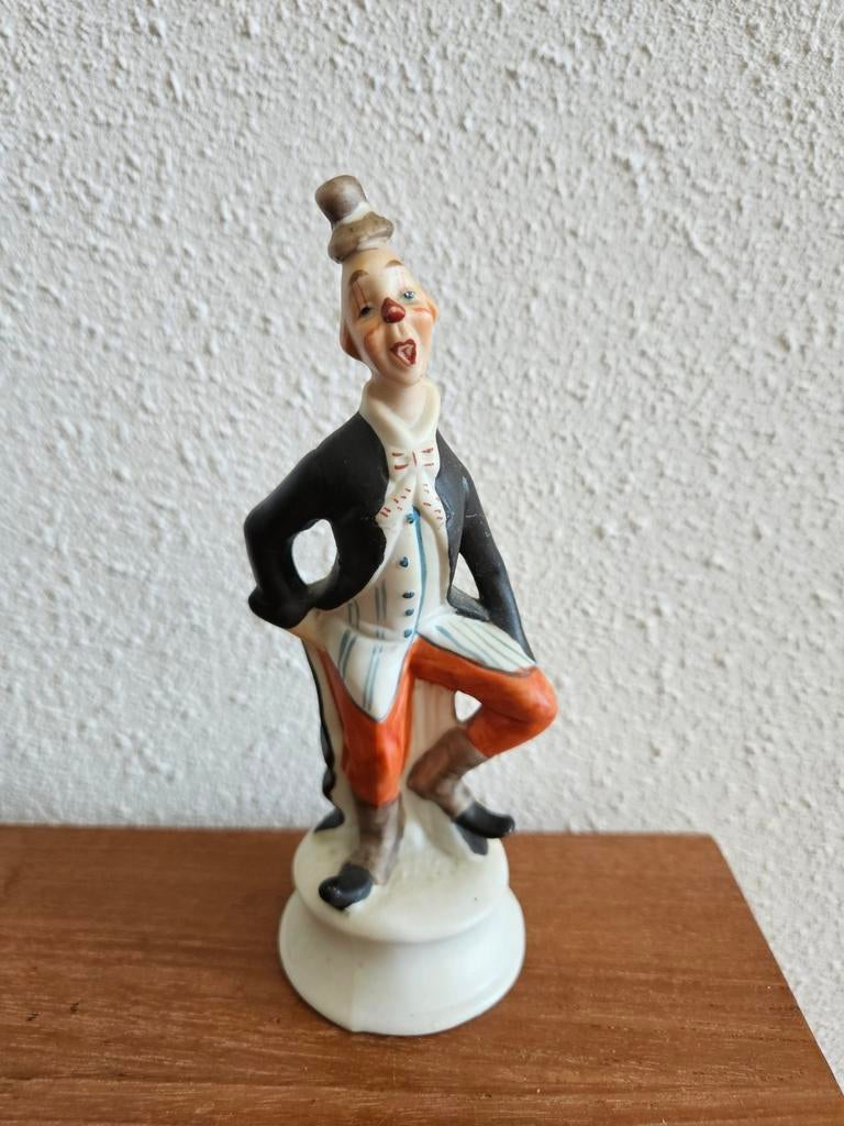 Vintage Mann Bisque Clown Suit Up Porselein Beeldje, Ophalen of Verzenden, Zo goed als nieuw, Mens