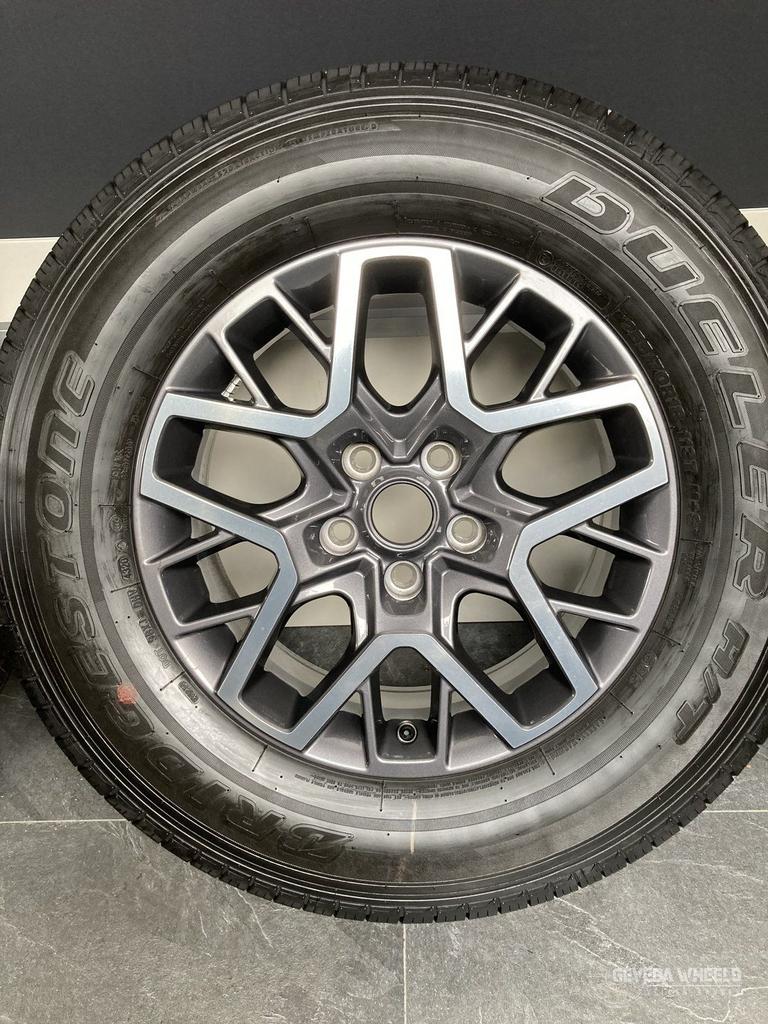 18” originele Jeep Wrangler Sahara velgen + banden 5x127 5x, 18 inch, Gebruikt, 255 mm, -