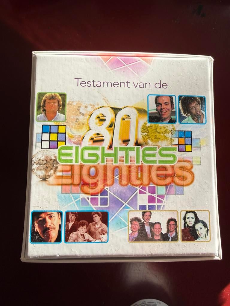 10 cd met 5 dvd box testament van de eighties 80, Ophalen of Verzenden, Zo goed als nieuw